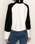 DOWNTOWN SWEATER