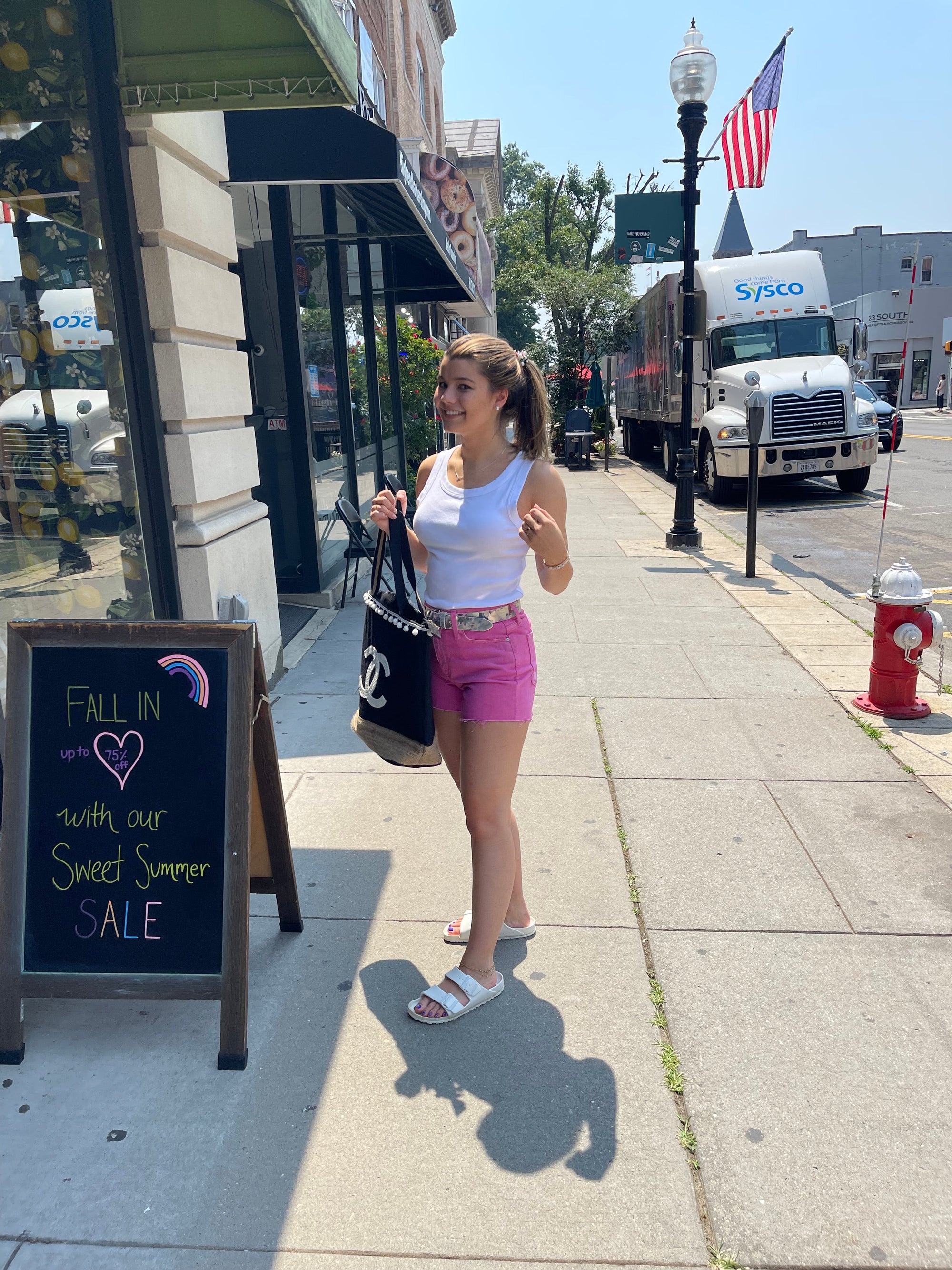 Who wears PINK shorts?