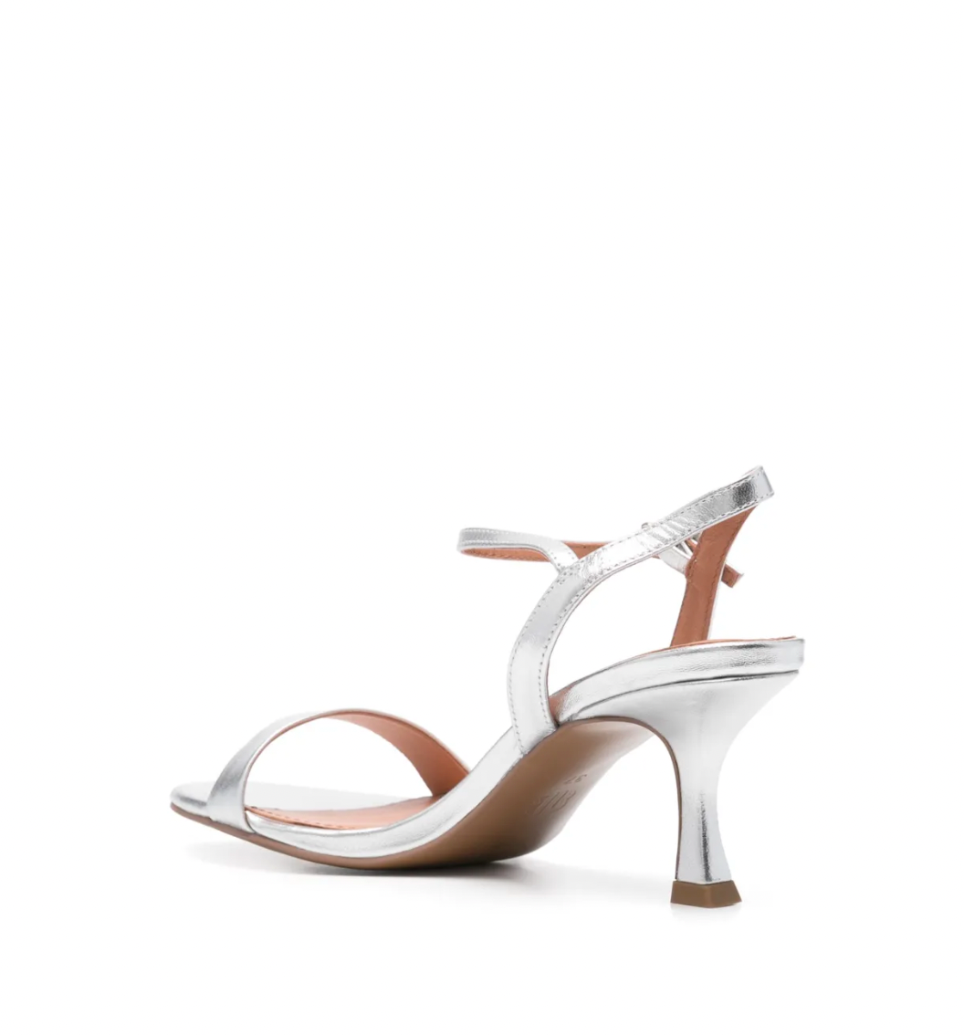 LOTUS HEEL