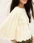 SORE SWEATER